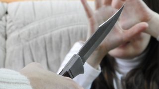 Kürdəmirdə DƏHŞƏT: Qardaş bacısını öldürdü