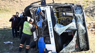 Türkiyədə sərnişin avtobusu aşdı:  azı 16 yaralı var - FOTO 