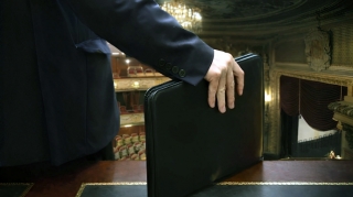 Aparat rəhbəri vəzifəsindən azad edilib - FOTO 