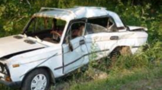 Sürücü idarəetməni itirdi və... - 2 nəfər xəsarət aldı 