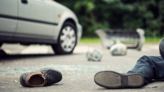 Sabirabadda naməlum avtomobil piyadanı vurub öldürdü 