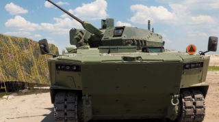 Polşa hərbçiləri bu il yeni piyada döyüş maşınları alacaq 