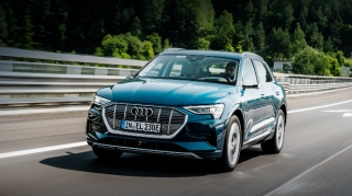 Новый софт увеличит запас хода у паркетника Audi e-tron 55 quattro