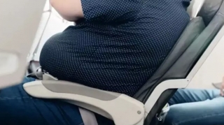 Bu aviaşirkət kök sərnişinlərdən iki bilet tələb edəcək 