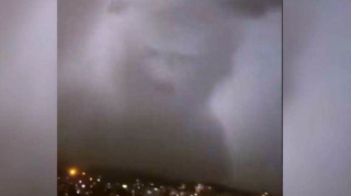 İstanbul səmasında insan üzlü qorxunc bulud göründü  - VİDEO