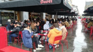 Belçikada kafe və restoranlar açılıb, komendant saatı ləğv edilib