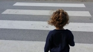 İmişlidə 3 yaşlı körpə yol-nəqliyyat hadisəsində ağır xəsarət alıb 