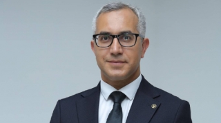 "On beş min manatı özünə verdim" - Kamran Əsədovun məhkəməsi 