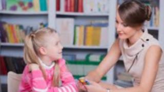 Məktəblərdə 300-dən çox şagirdə bir psixoloq kifayət etmir - AÇIQLAMA 