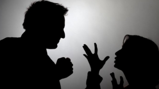 Ailədaxili gərginlik necə zorakılığa çevrilir? - Psixoloq AÇIQLADI 