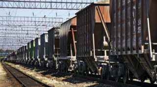 Bakıda qadını qatar vurub 