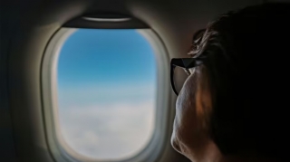 Niyə təyyarədə pərdələri qaldırmaq lazımdır? - Pilot səbəbi açıqladı 