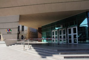 Bakıda metro stansiyalarının girişində sərnişinlərin hərəkəti məhdudlaşdırılıb