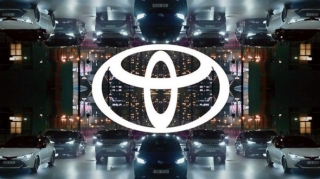 Обогнав BMW и Mercedes: Toyota стала самым дорогим автобрендом в мире 