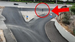 Prospektlərin kəsişməsində gizlənmiş nişan: Sürücülər qəza riski ilə üz-üzədirlər - VİDEO 