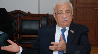 "Külünglə öldürüb, qonşunun bağında basdırıb" - Deputatın qardaşının villasında qətl 