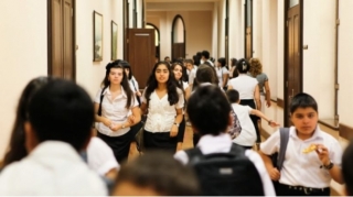 Bu gündən orta məktəblərin yuxarı siniflərində və ali məktəblərdə dərslər başlayır