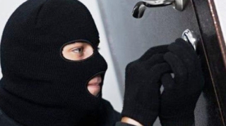 Abşeronda evlərdən oğurluq edənlər saxlanıldı 