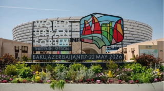 WUF13-ün ikinci günü öz işinə başlayır 