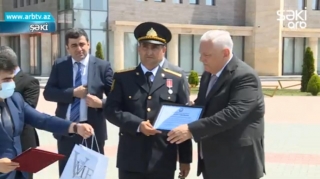Şəki DYP -nin zabiti mükafatlandırılıb - FOTO