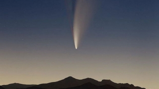 İlon Maskın peykləri yeddi min ildən bir Yerin yaxınlığından keçən kometanı görməyə mane olub - VİDEO 