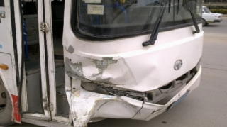 Bakıda avtobus piyadanı vurub öldürdü 