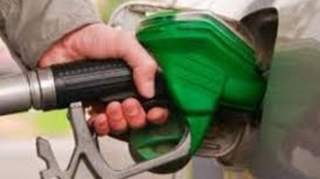 Qazaxıstan benzin idxalına qoyulan qadağanın müddətini uzadıb