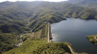 Ermənistan KİV:  Azərbaycan PUA-sı Sərsəng su anbarı yaxınlığındakı kazarmanı vurdu  - FOTO