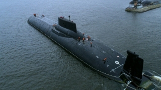 Rusiyada dünyanın ən böyük nüvə sualtı qayığı istismardan çıxarılıb 