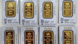 Пресечен незаконный ввоз 10 золотых слитков в Азербайджан 