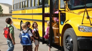 Elm və Təhsil Nazirliyi məktəbli avtobusu layihəsində böyük səhvlərə yol verib - Ekspert 