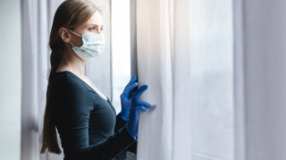 Koronavirusa görə evdə qalmaq insana necə təsir edir? - ARAŞDIRMA 