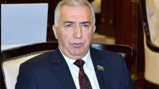 Deputat:  “Məcburi köçkünlərin müvəqqəti yaşadığı evlərdən çıxarılması kütləvi hal alıb”