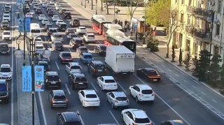 Paytaxtın bu küçələrində sıxlıq var - SİYAHI 