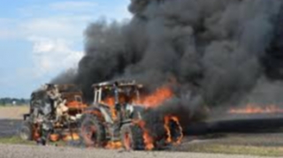 Tərtərdə traktorun qoşqusundakı 5 ton ot bağlamasından 3 tonu yanıb