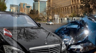 В Баку произошло ДТП с участием автомобиля, принадлежащего посольству Австрии