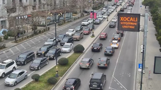 Bu yollarda tıxac var - SİYAHI 