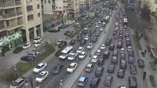 Bakının bu küçə və prospektində sıxlıq var - FOTO 