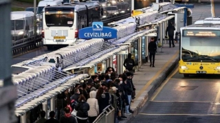 İstanbulda ictimai nəqliyyatda gedişhaqqı artırıldı