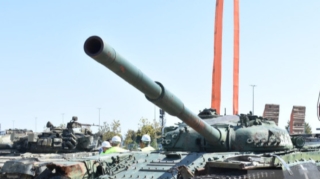 Albert Aqarunovun vurduğu tank Hərbi Qənimətlər Parkında  - FOTO