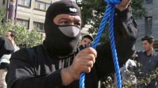 В Иране продолжаются казни: приговорены к смерти еще двое молодых людей  - ВИДЕО