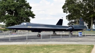 Bu təyyarə şənbə günü Yaponiyadan uçub və cümə günü ABŞ-a enib: Bu necə mümkündür? - FOTO 