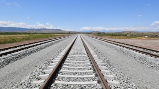 Azərbaycan, Qazaxıstan və Gürcüstan birgə dəmir yolları müəssisəsi yaradacaq 