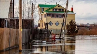 Tom çayı daşdı - 25 ev su altında qaldı 