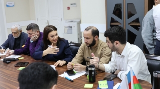 MEDİA multimedia məzmunlarının hazırlanması mövzusunda vörkşop keçirib - FOTOLAR 