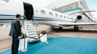 Varlı ruslar səfərbərliyə görə milyonlar ödəyib şəxsi təyyarələrlə QAÇIRLAR 