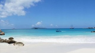 Dünyanın ən böyük suda üzən günəş elektrik stansiyası tikələcək 