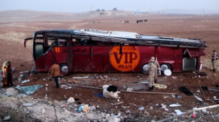 İraqın cənubunda avtobus aşdı: 21 ölü, 19 yaralı 