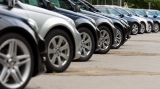 Azərbaycan avtomobil idxalına çəkdiyi xərci 46% artırıb