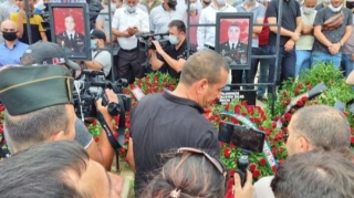 Şəhidlərimizin dəfnindən VİDEOREPORTAJ 